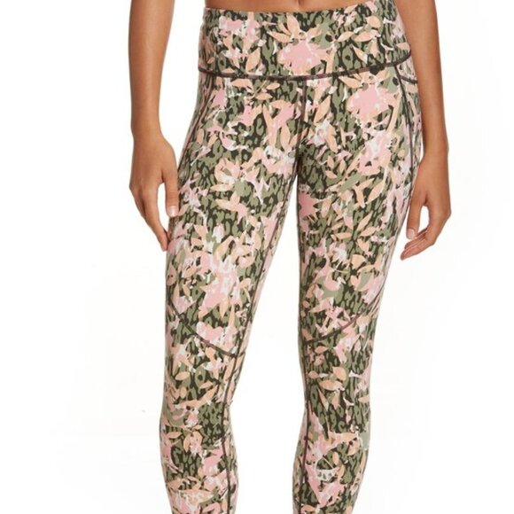 SWEATY BETTY Women's Power Pocket Workout 7/8 Leggings Size Small NWT - Picture 1 of 2